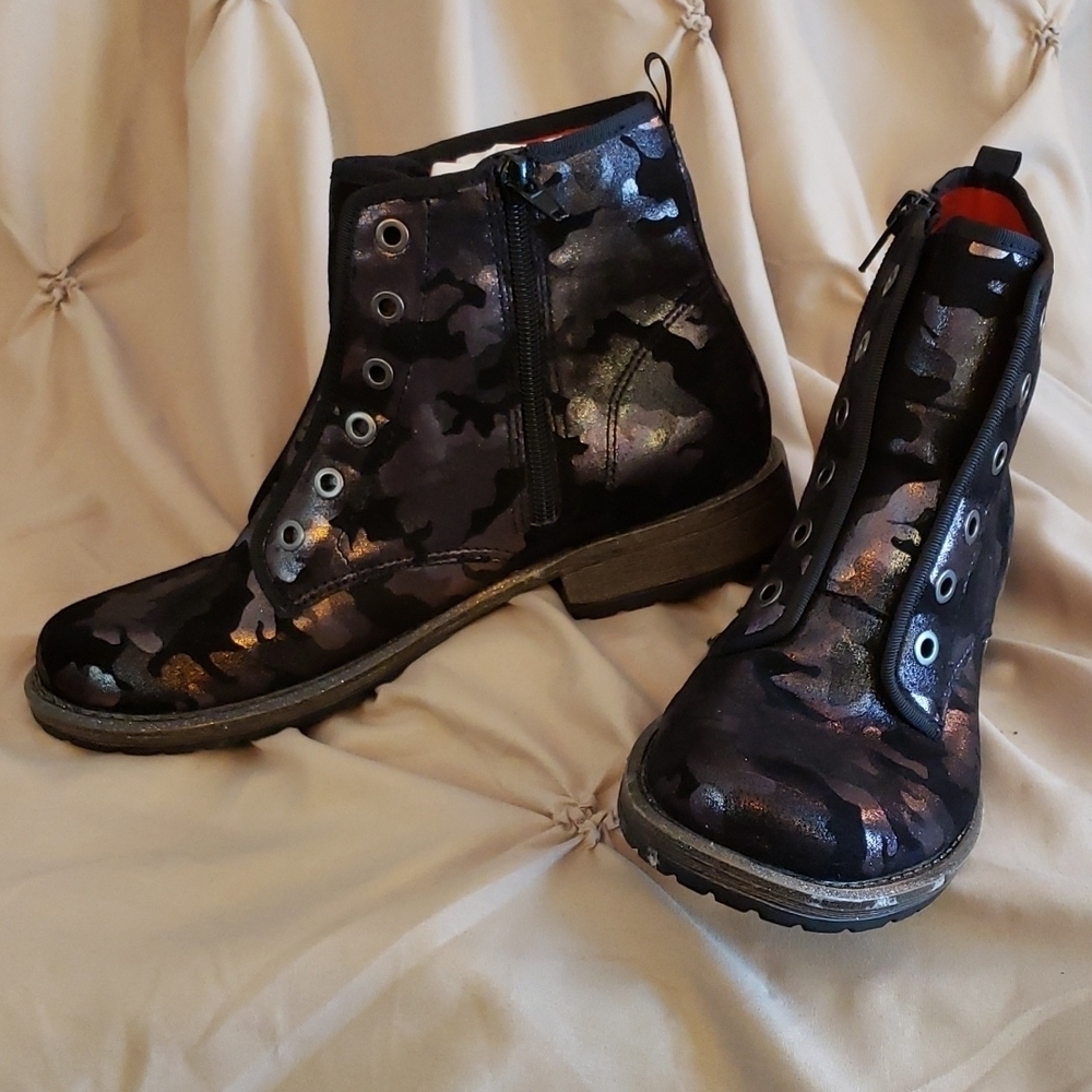 Landis Dulce Vita Black Metallic Camo Boots Size 5